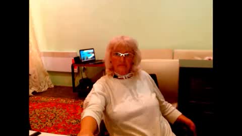 natali online show from October 6, 8:56 am