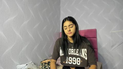 Naty  online show from January 4, 12:27 pm