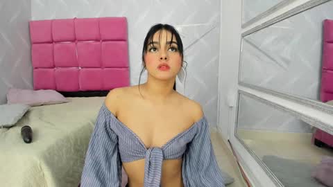 Naty  online show from January 10, 3:27 pm