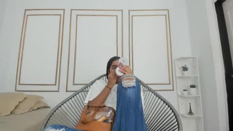 Naty  online show from September 27, 12:21 pm