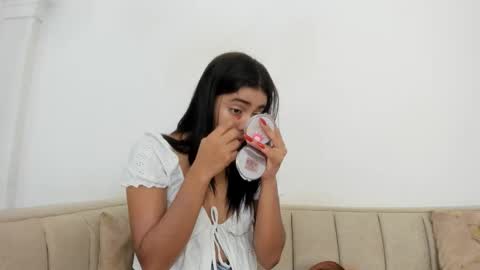 Naty  online show from November 15, 12:13 pm