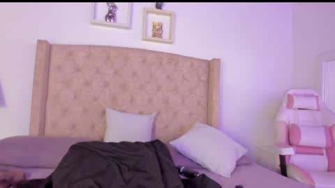 Natalia online show from December 13, 3:49 am