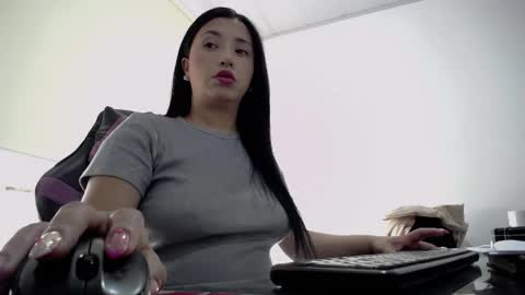 Snapshot of natalia_kiss01 chatting on April 7, 9:48 pm Natalia Kiss online show from April 7, 9:48 pm