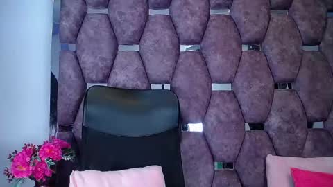 natalia pinkk online show from April 16, 4:02 am