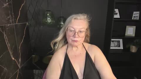 Snapshot of natalicloud chatting on October 8, 1:31 pm NataliCloud online show from October 8, 1:31 pm