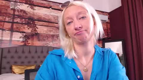 Natalie online show from September 24, 9:23 am