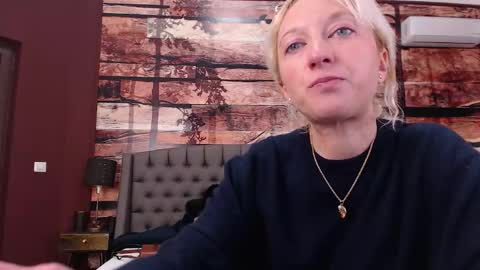 Natalie online show from January 18, 11:58 am