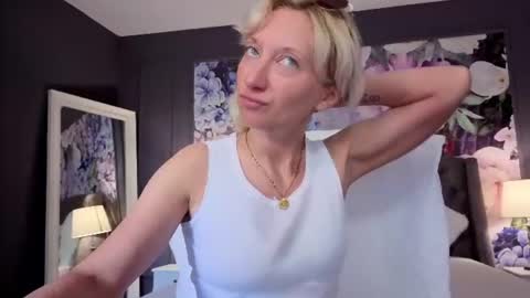 Natalie online show from June 13, 11:30 am