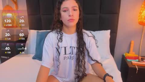 Snapshot of natalie_esmith chatting on November 22, 11:53 am N A T A L I E online show from November 22, 11:53 am