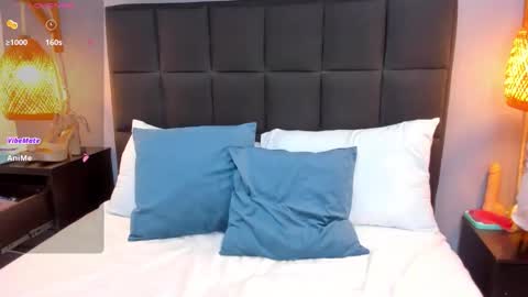 Snapshot of natalie_esmith chatting on December 15, 11:58 am N A T A L I E online show from December 15, 11:58 am