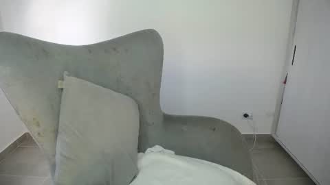 Snapshot of natalie_fox23 chatting on June 22, 5:54 pm Natalia online show from June 22, 5:54 pm