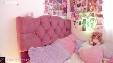       online show from February 14, 11:31 am