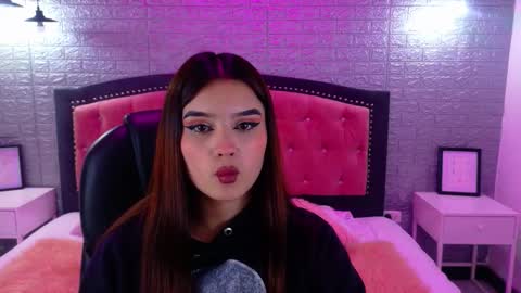 natalie  online show from September 17, 2:46 am