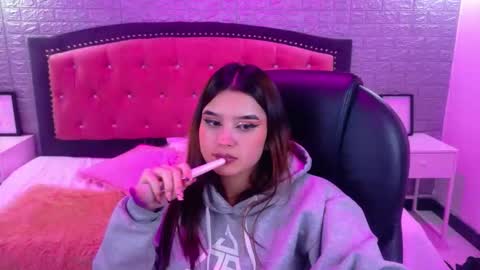 natalie  online show from October 14, 7:53 am