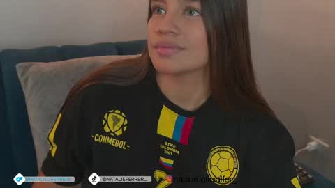 natalieferrer_ online show from June 7, 10:13 pm