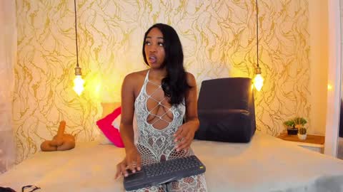 NATALIE online show from January 8, 12:26 pm
