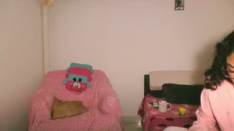 Snapshot of nataliesweet22 chatting on March 11, 2:17 am Natalie online show from March 11, 2:17 am