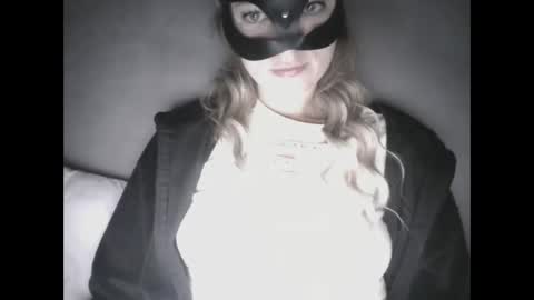 Snapshot of nataliexo111 chatting on September 30, 4:01 pm Natali online show from September 30, 4:01 pm