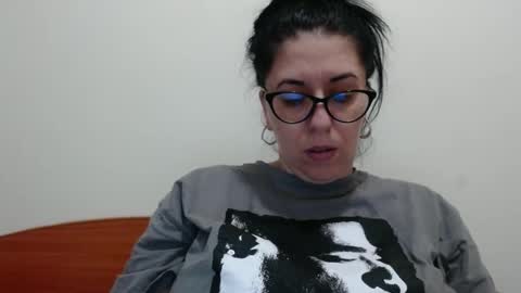 natally online show from February 5, 12:38 pm