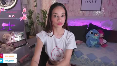 MissNatis online show from December 14, 5:40 am