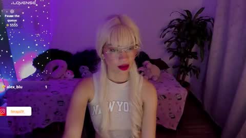 Snapshot of nataly_29 chatting on March 1, 1:51 am MissNatis online show from March 1, 1:51 am