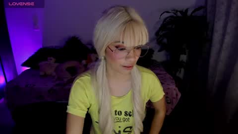 Snapshot of nataly_29 chatting on May 6, 1:57 am MissNatis online show from May 6, 1:57 am