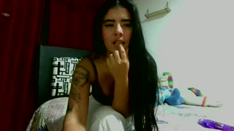 nataly_2908 online show from June 3, 4:26 am