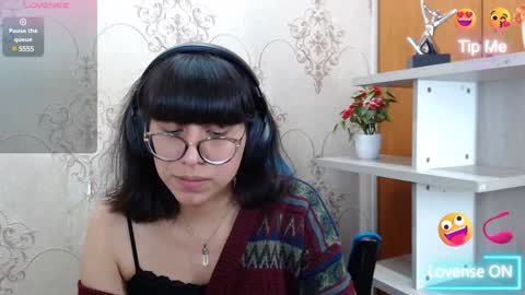 Snapshot of nataly_cloud chatting on December 15, 4:15 pm N A T A L Y online show from December 15, 4:15 pm