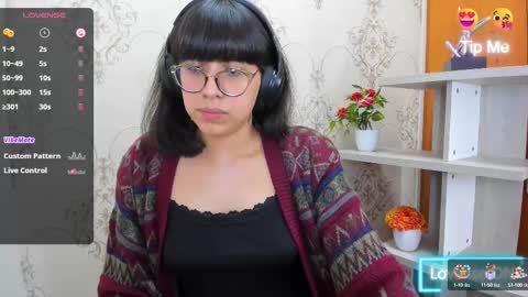 Snapshot of nataly_cloud chatting on February 11, 12:48 pm N A T A L Y online show from February 11, 12:48 pm