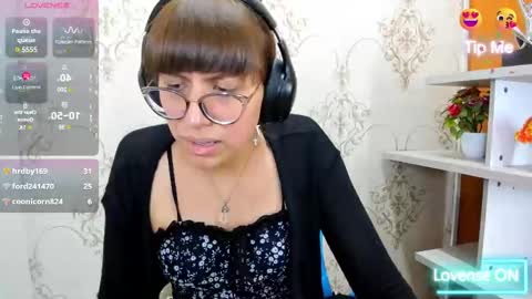 Snapshot of nataly_cloud chatting on February 16, 3:59 pm N A T A L Y online show from February 16, 3:59 pm
