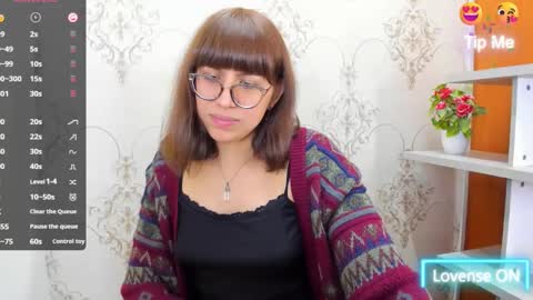 Snapshot of nataly_cloud chatting on February 18, 12:49 pm N A T A L Y online show from February 18, 12:49 pm
