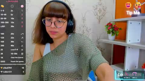 Snapshot of nataly_cloud chatting on February 27, 4:32 pm N A T A L Y online show from February 27, 4:32 pm