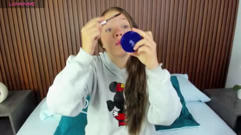 Snapshot of nataly_rodri chatting on March 1, 12:01 pm Nataly online show from March 1, 12:01 pm