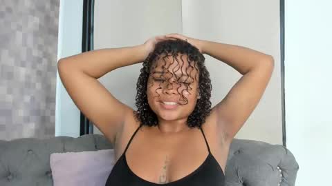 Snapshot of nataly_velez chatting on September 30, 7:30 pm Naty online show from September 30, 7:30 pm