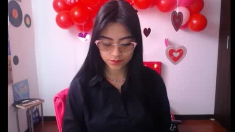 Nataly Escobar online show from February 8, 2:05 pm