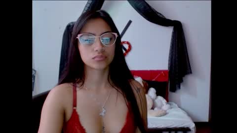 Nataly Escobar online show from February 28, 3:26 pm