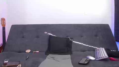   online show from September 29, 8:13 pm