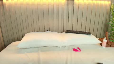 Nataly  online show from September 23, 1:36 pm