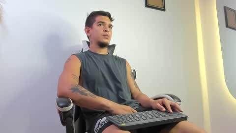 natan_77 online show from October 28, 2:59 am