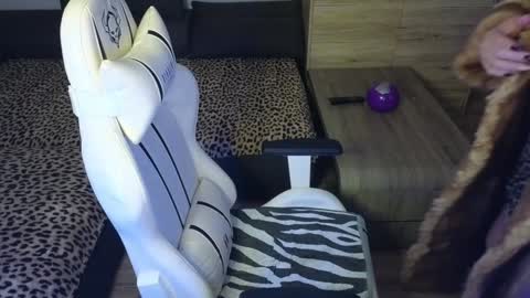 Natalli online show from February 3, 10:54 pm