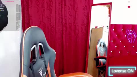 Snapshot of natasha__magics chatting on December 23, 1:36 am natasha__magics online show from December 23, 1:36 am