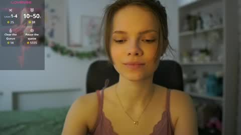 Snapshot of natasha__malkova chatting on April 3, 8:23 am natasha__malkova online show from April 3, 8:23 am