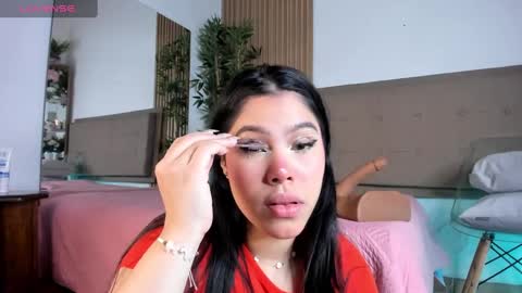 Snapshot of natasha__sccott chatting on January 26, 5:13 pm Natasha Sccott online show from January 26, 5:13 pm