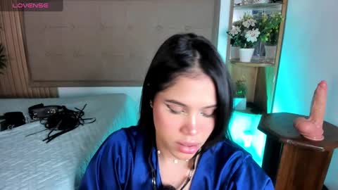 Snapshot of natasha__sccott chatting on January 28, 8:15 pm Natasha Sccott online show from January 28, 8:15 pm