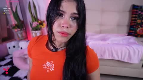 Snapshot of natasha__sccott chatting on November 19, 6:41 pm Natasha Sccott online show from November 19, 6:41 pm