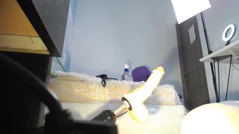 Natasha Bernett online show from February 22, 3:01 am