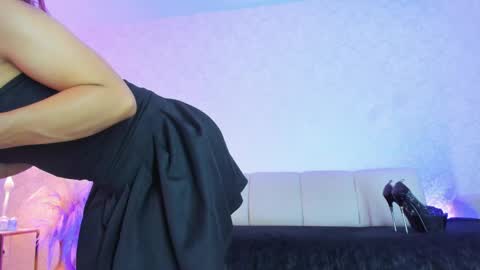 Snapshot of natasha_foxxx chatting on May 6, 5:18 pm Natasha Foxxx online show from May 6, 5:18 pm