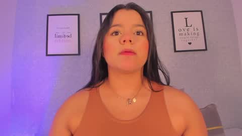 Snapshot of natasha_harpper chatting on May 15, 11:28 am Natasha online show from May 15, 11:28 am