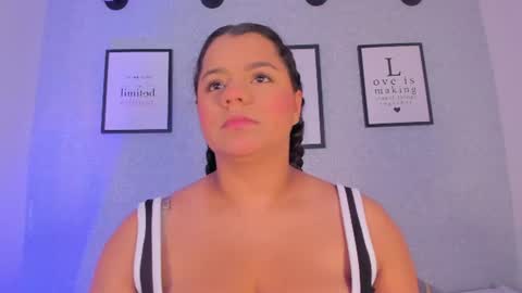 Snapshot of natasha_harpper chatting on July 10, 12:19 pm Natasha online show from July 10, 12:19 pm