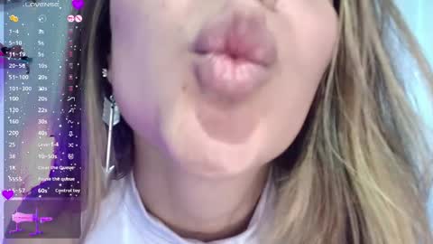 Snapshot of natasha_peach_ chatting on January 16, 1:37 am Natasha online show from January 16, 1:37 am